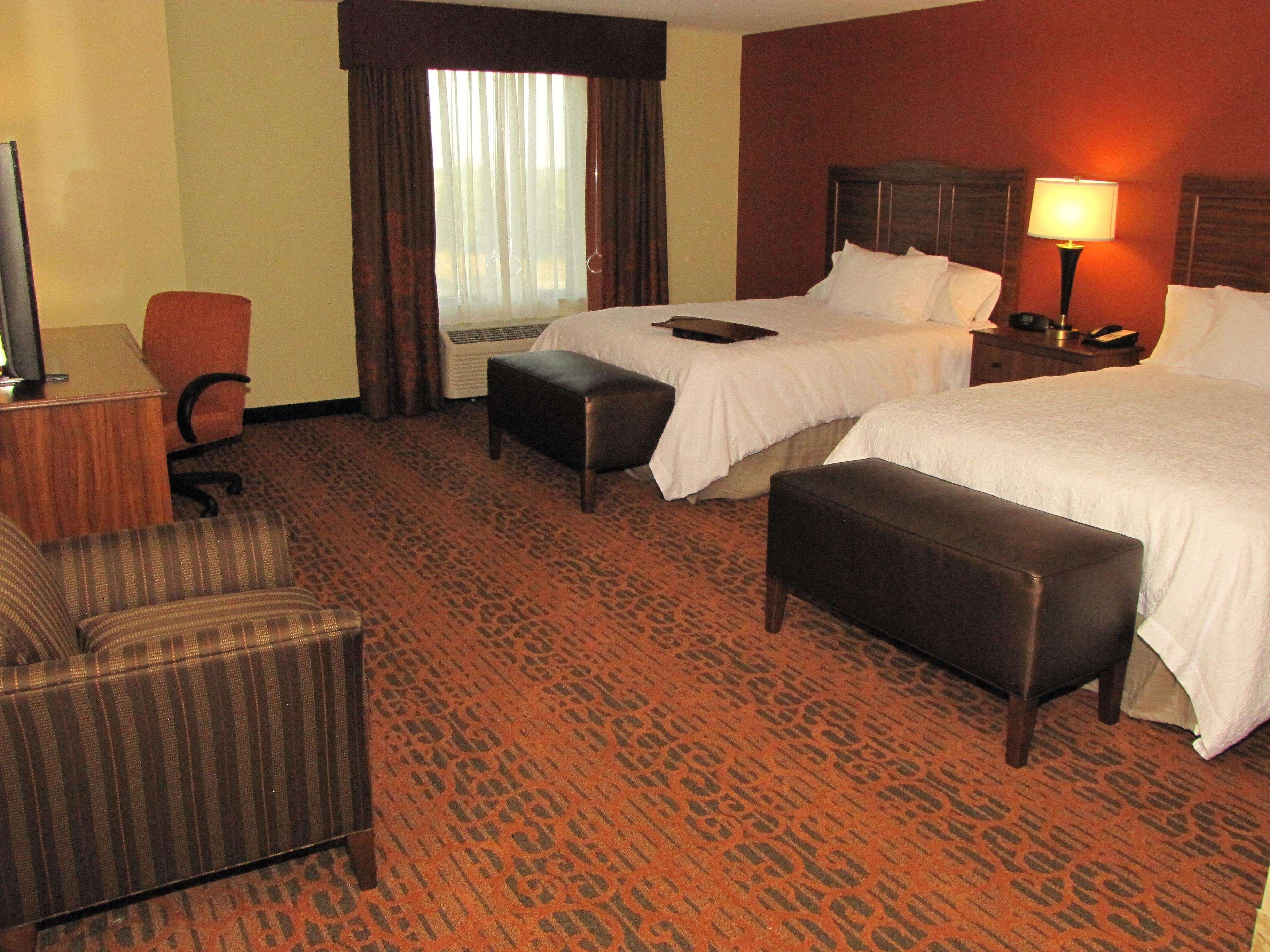 Hampton Inn & Suites Jamestown Buitenkant foto
