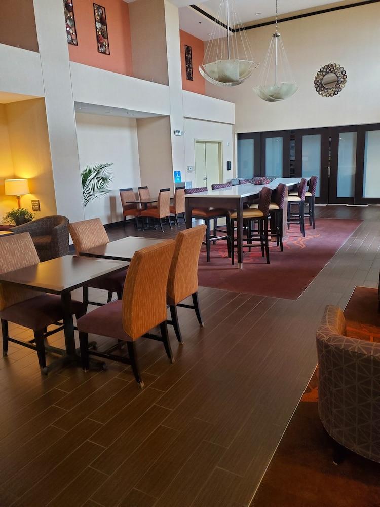 Hampton Inn & Suites Jamestown Buitenkant foto